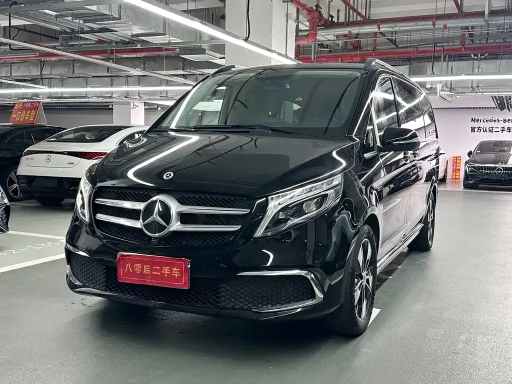 Mercedes-Benz V-Class — фото 1