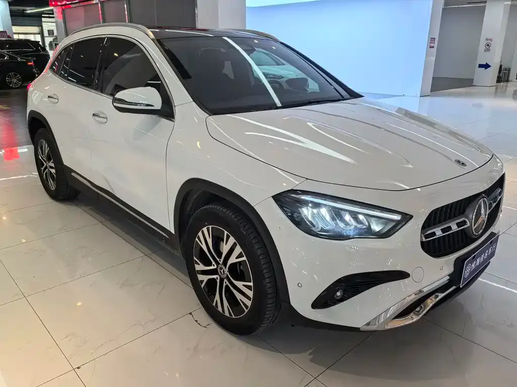 Mercedes-Benz GLA — фото 4