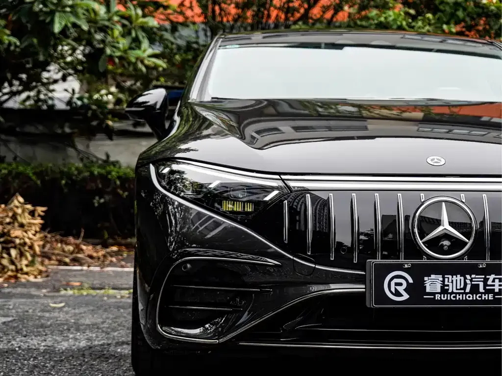 Mercedes-Benz EQS AMG — фото 2