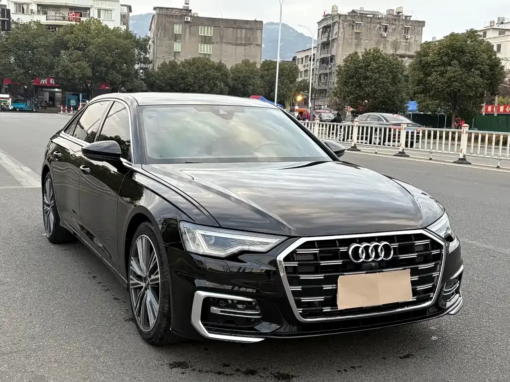 Audi A6L — фото 5