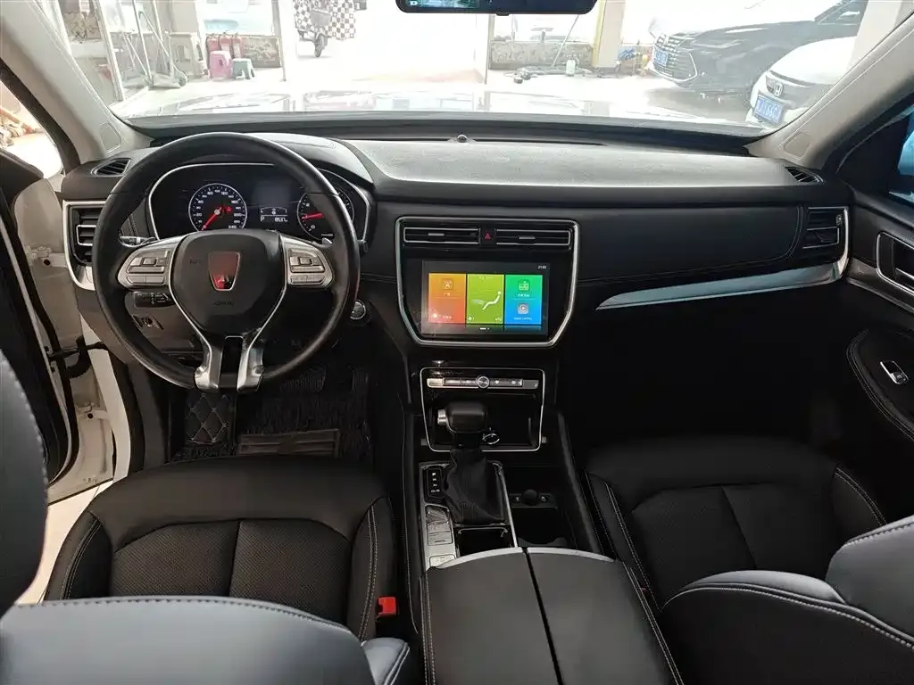 Roewe RX8 — фото 10