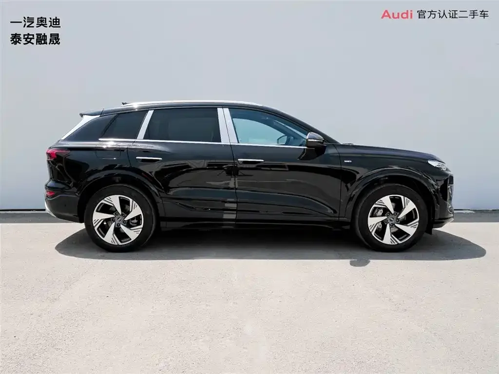 Audi Q6L e-tron — фото 3
