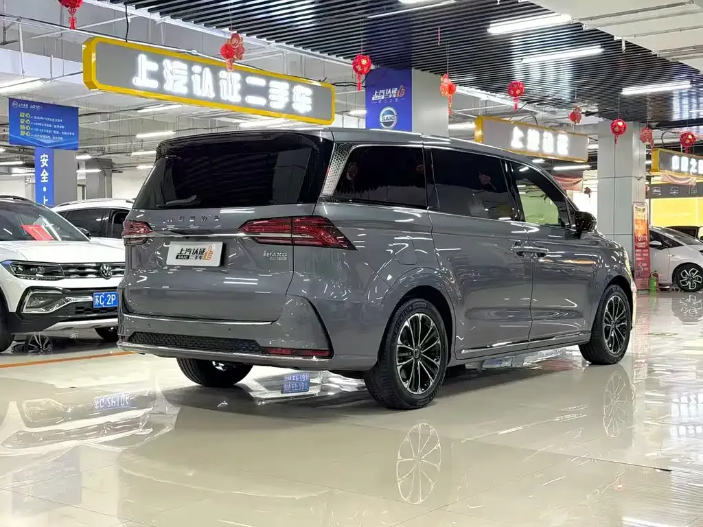 Roewe iMAX8 — фото 3