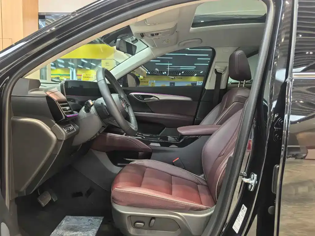 Buick Envision Plus — фото 4