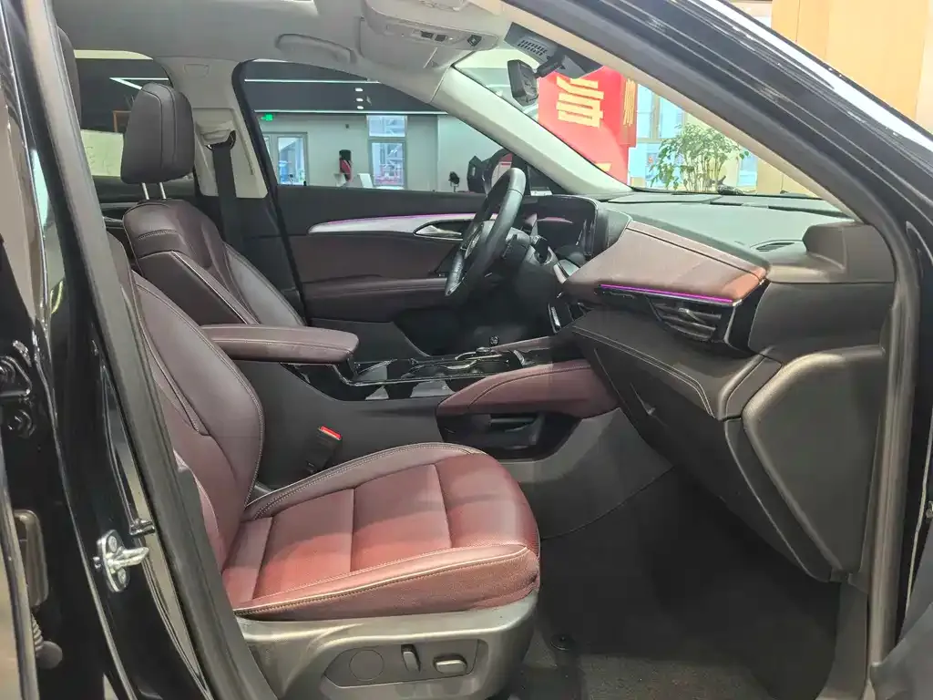 Buick Envision Plus — фото 8
