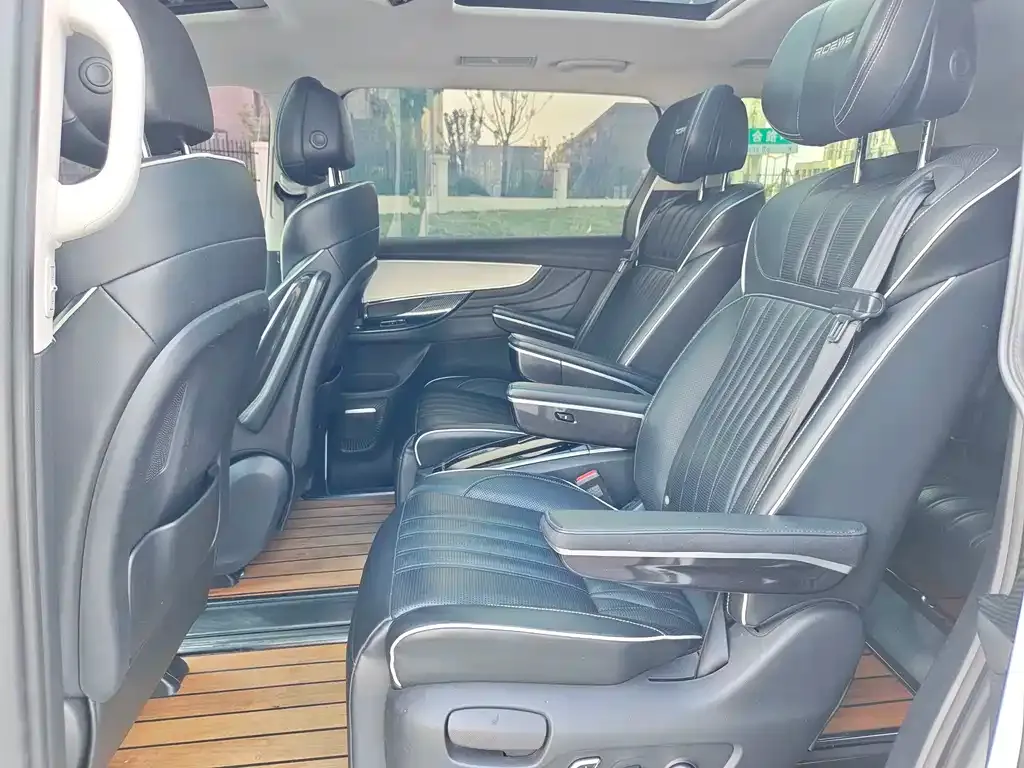 Roewe iMAX8 — фото 4