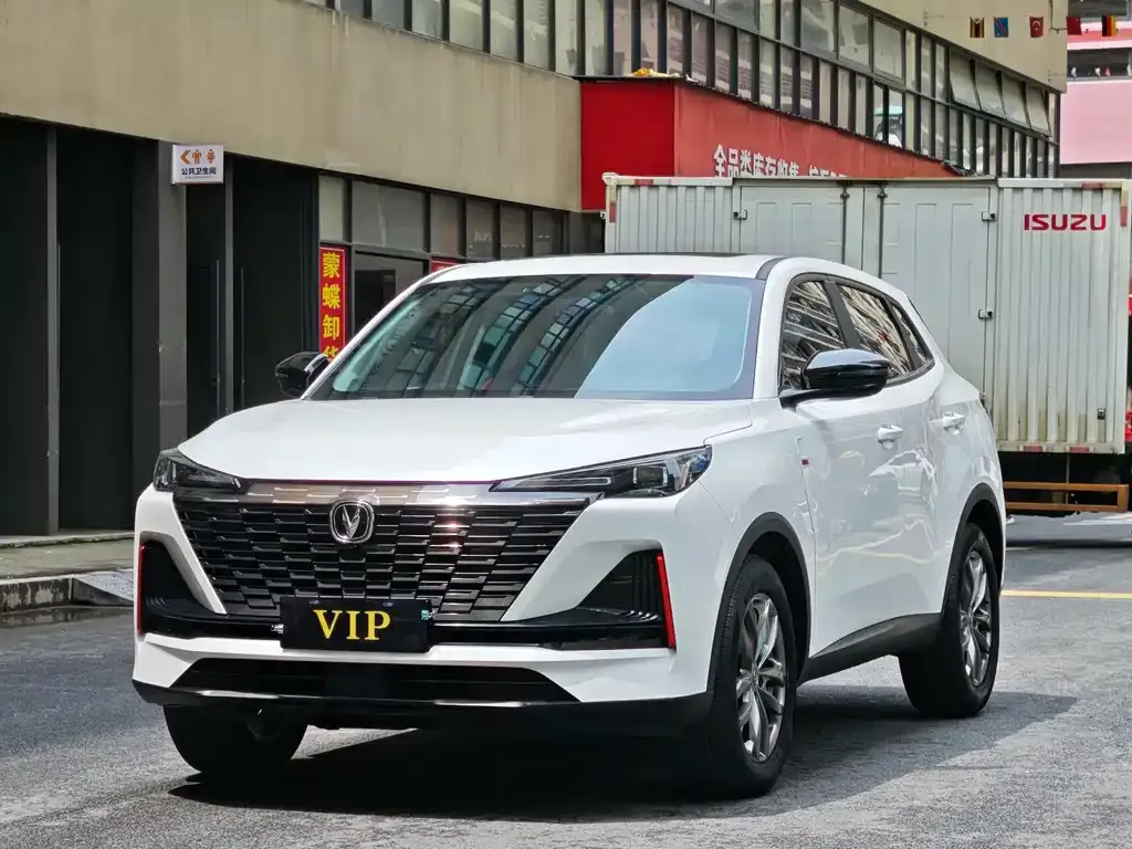 Changan CS55PLUS — фото 1