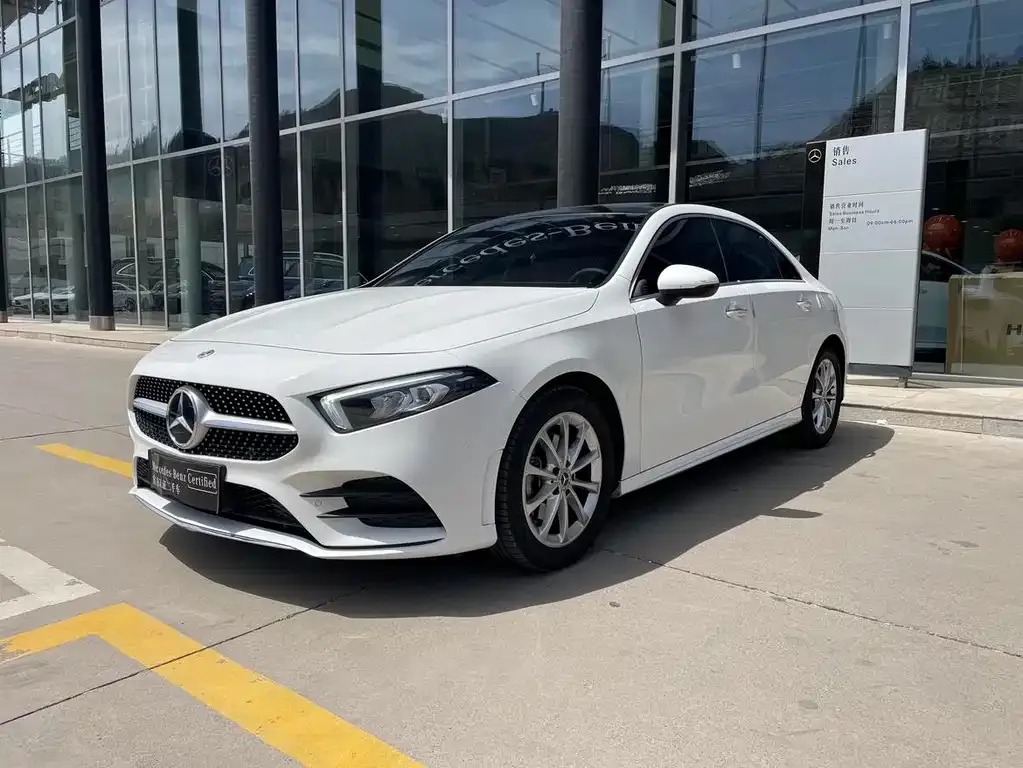 Mercedes-Benz A-Class — фото 1