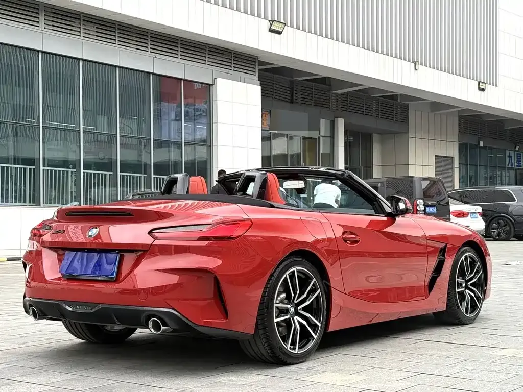 BMW Z4 — фото 7