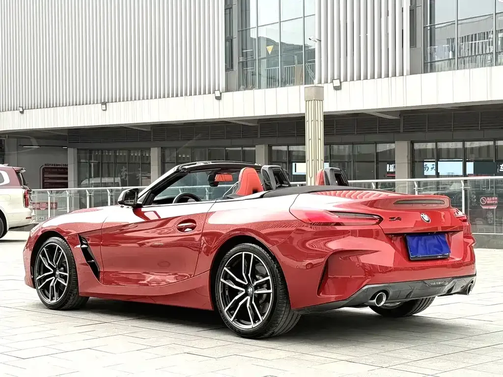 BMW Z4 — фото 9