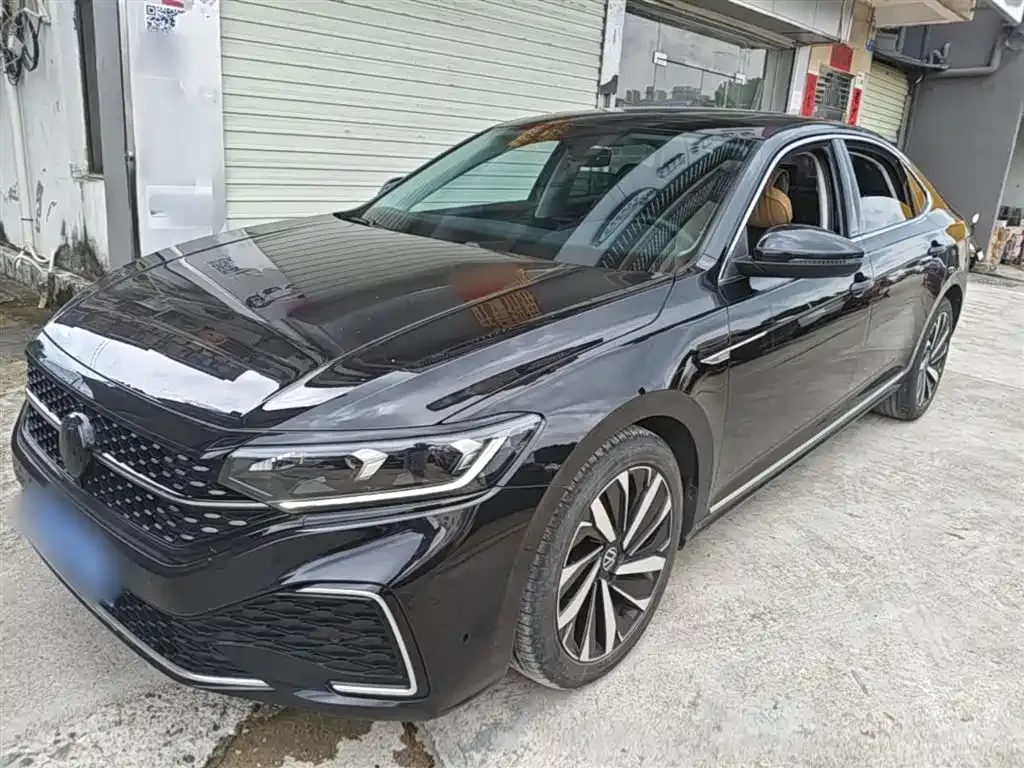 Volkswagen Passat — фото 10