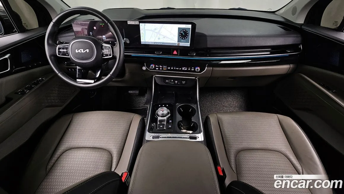 Kia Carnival — фото 10