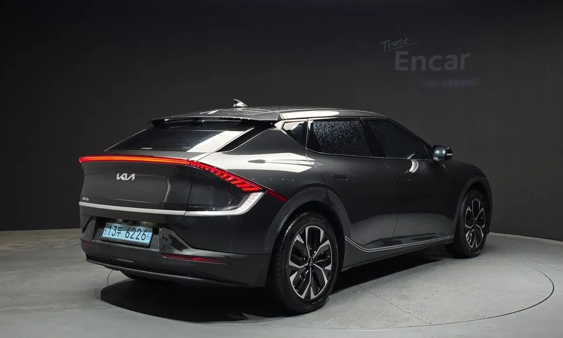 Kia EV6 — фото 7