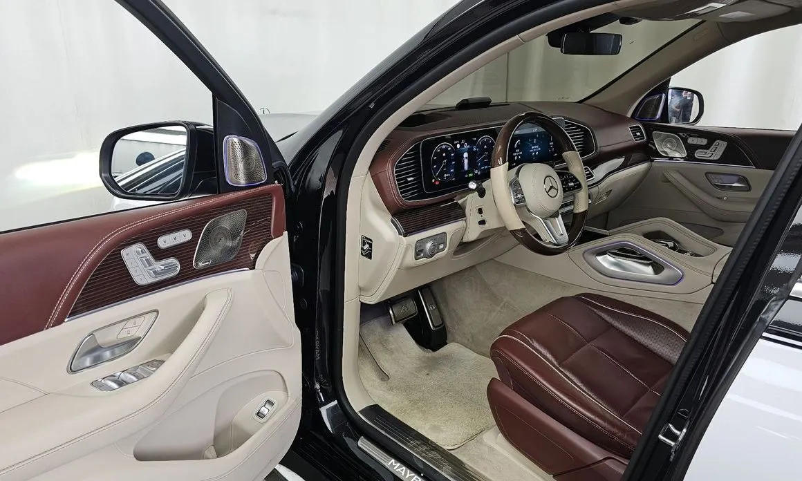 Mercedes-Benz GLS-Class — фото 10