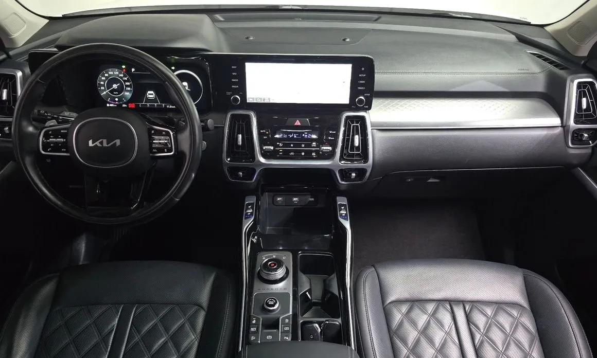 Kia Sorento — фото 6