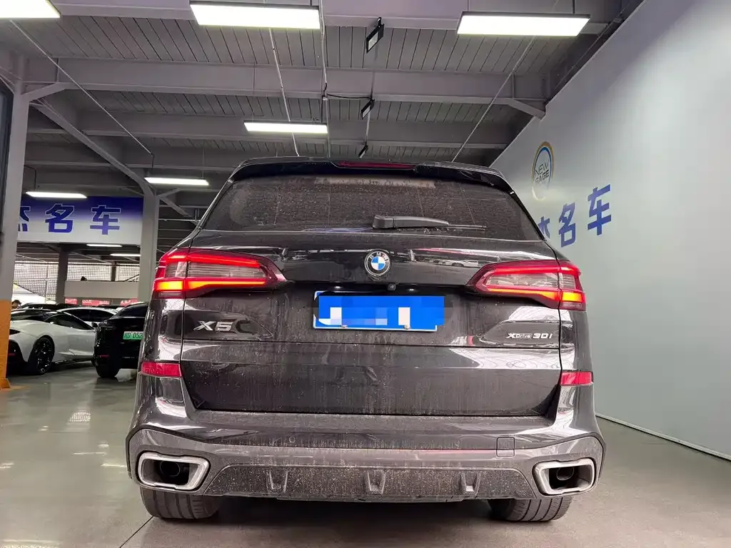 BMW X5 (Import) — фото 4