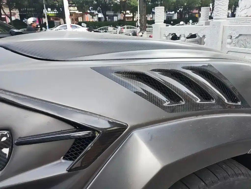 Lamborghini Urus — фото 3
