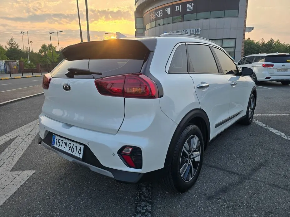 Kia Niro — фото 10
