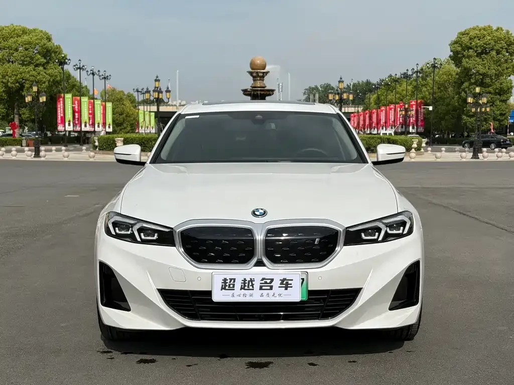 BMW i3 — фото 3