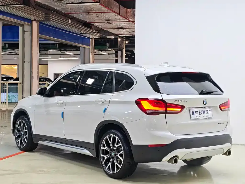BMW X1 — фото 2