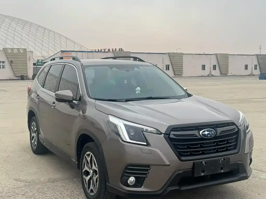Subaru Forester — фото 4