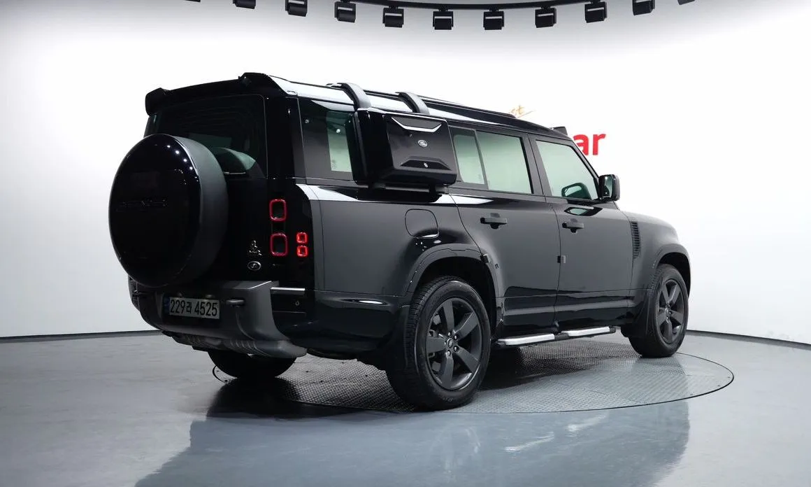 Land Rover Defender — фото 2