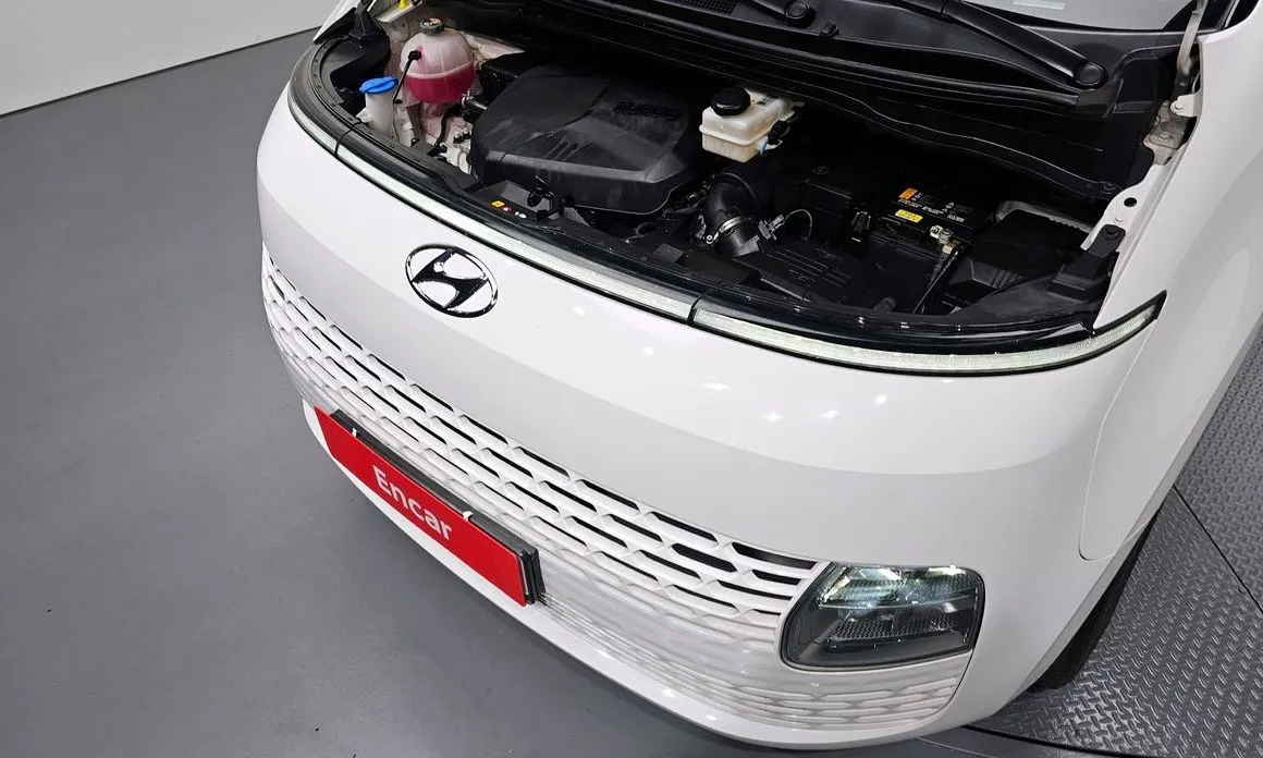 Hyundai Staria — фото 2