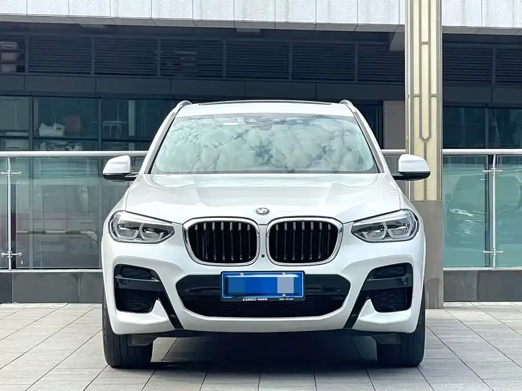 BMW X3 — фото 7