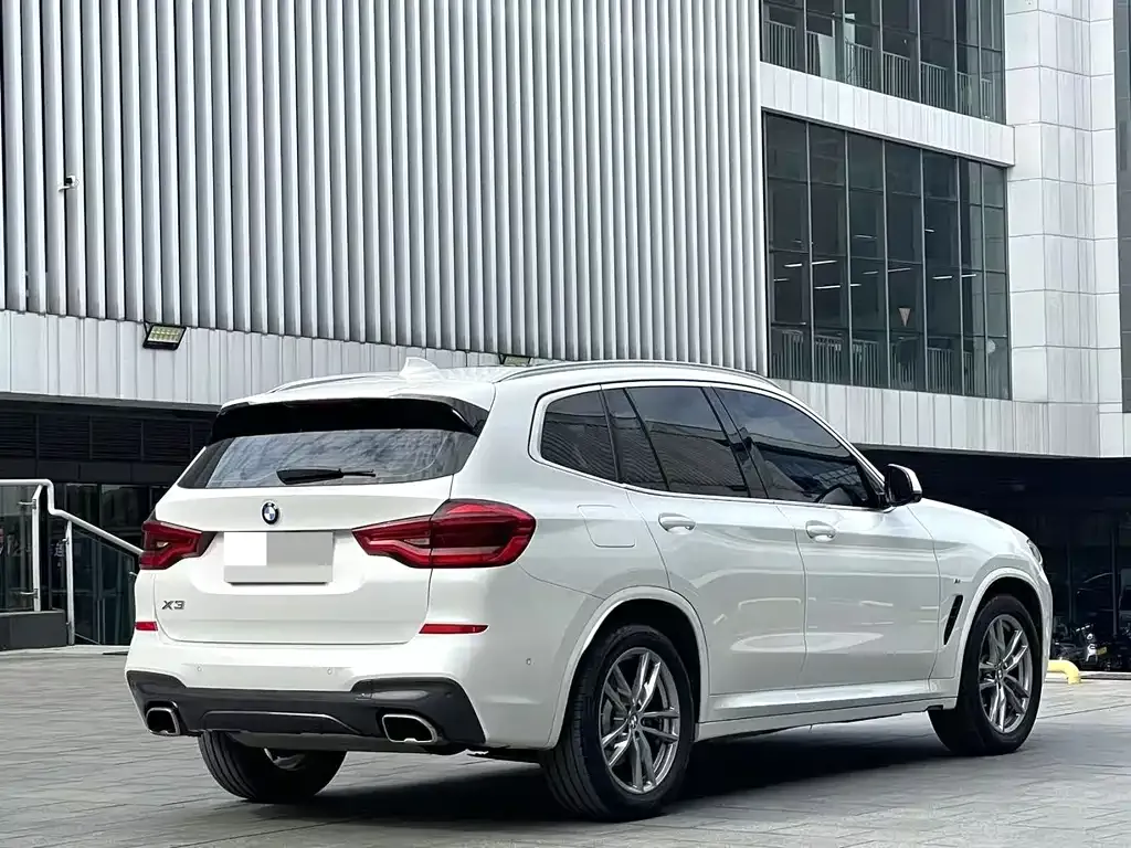 BMW X3 — фото 2