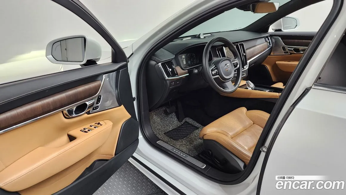 Volvo S90 — фото 4