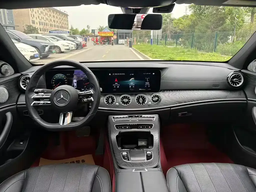 Mercedes-Benz E-Class (Import) — фото 3