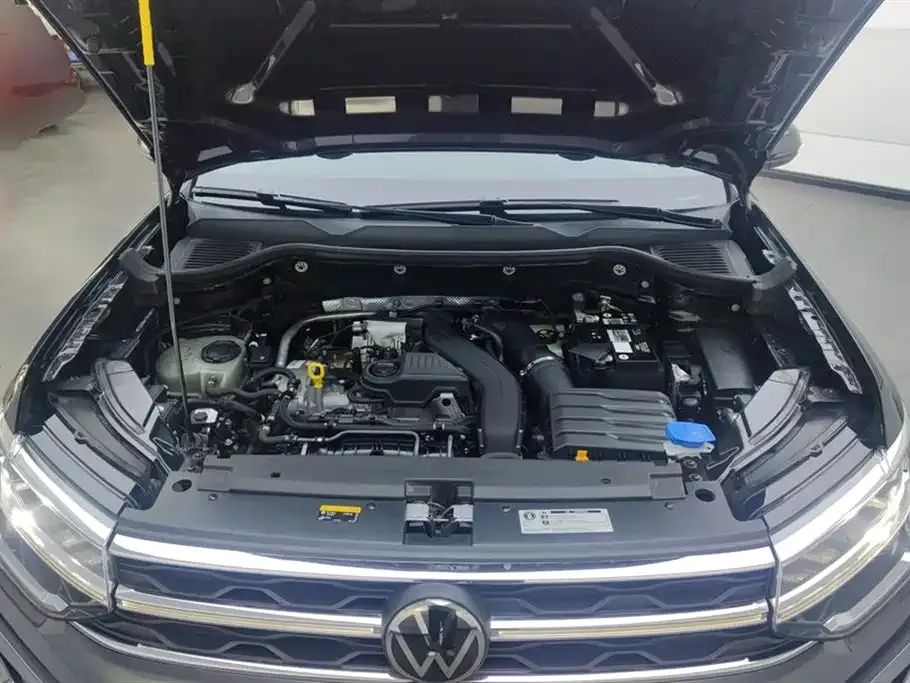 Volkswagen Tharu — фото 4