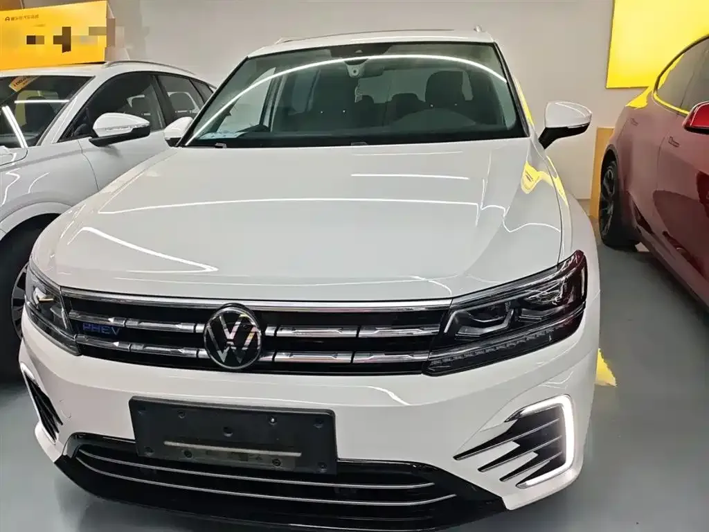 Volkswagen Tiguan L New Energy — фото 5