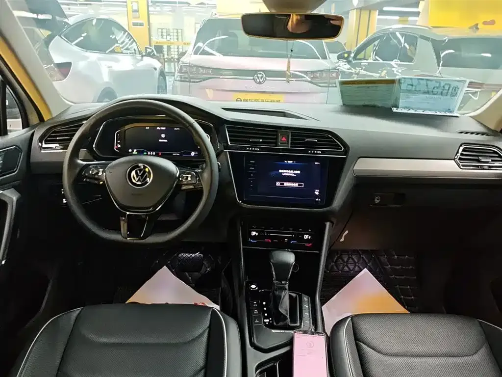 Volkswagen Tiguan L New Energy — фото 9