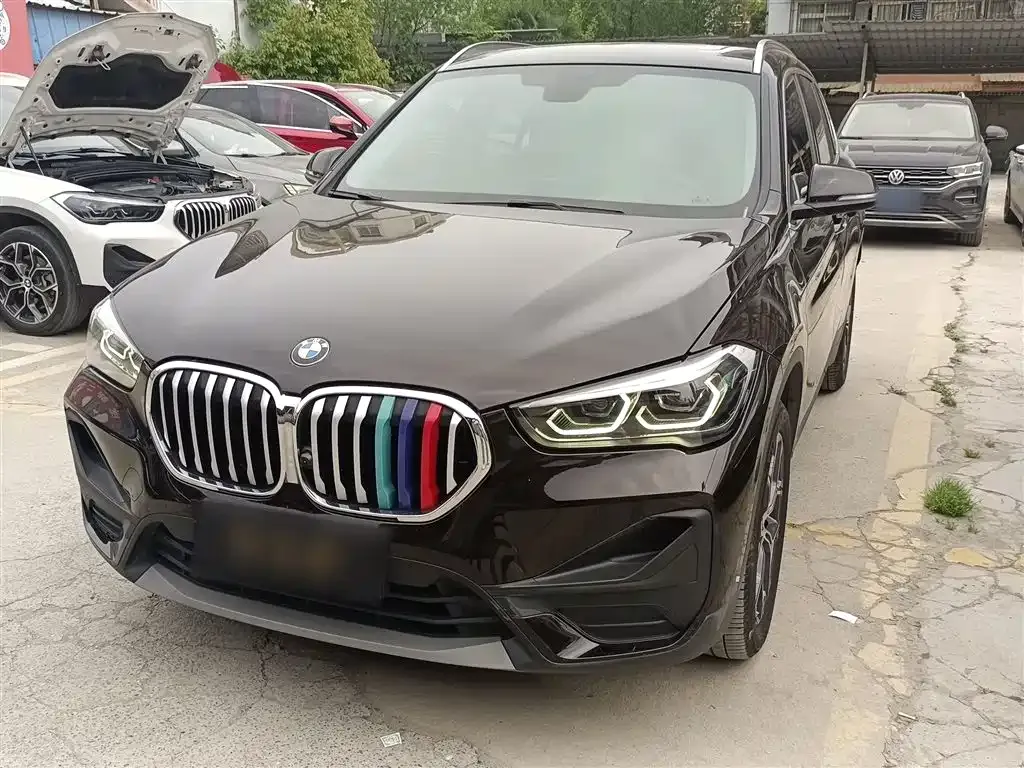 BMW X1 — фото 1