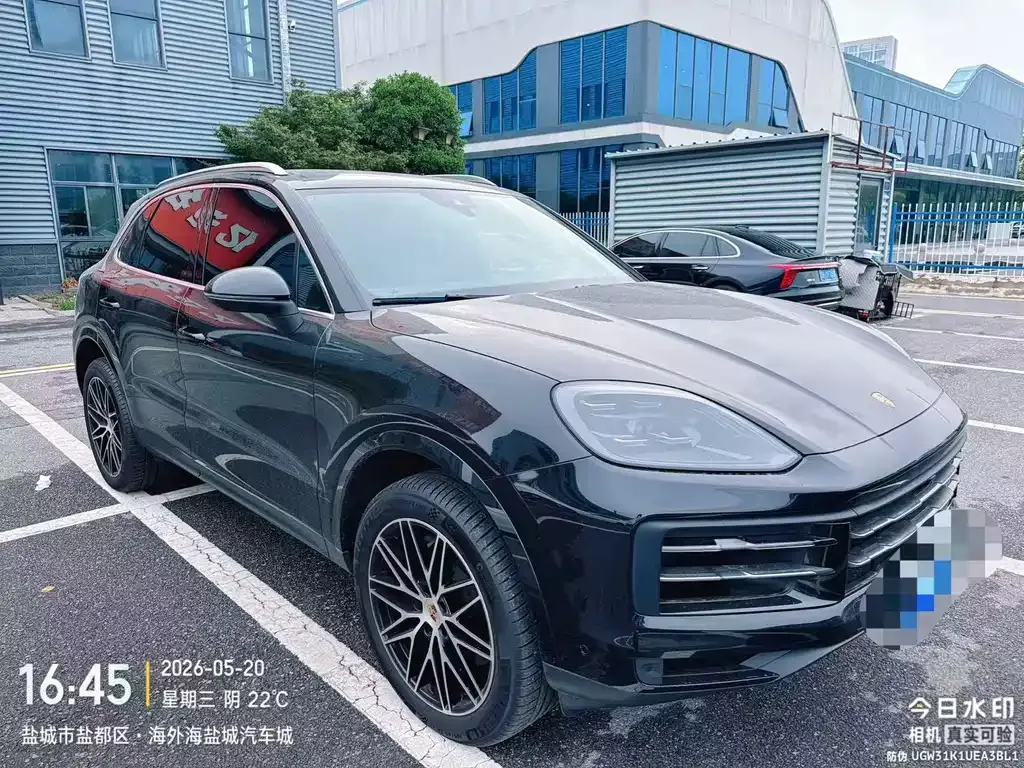 Porsche Cayenne — фото 10