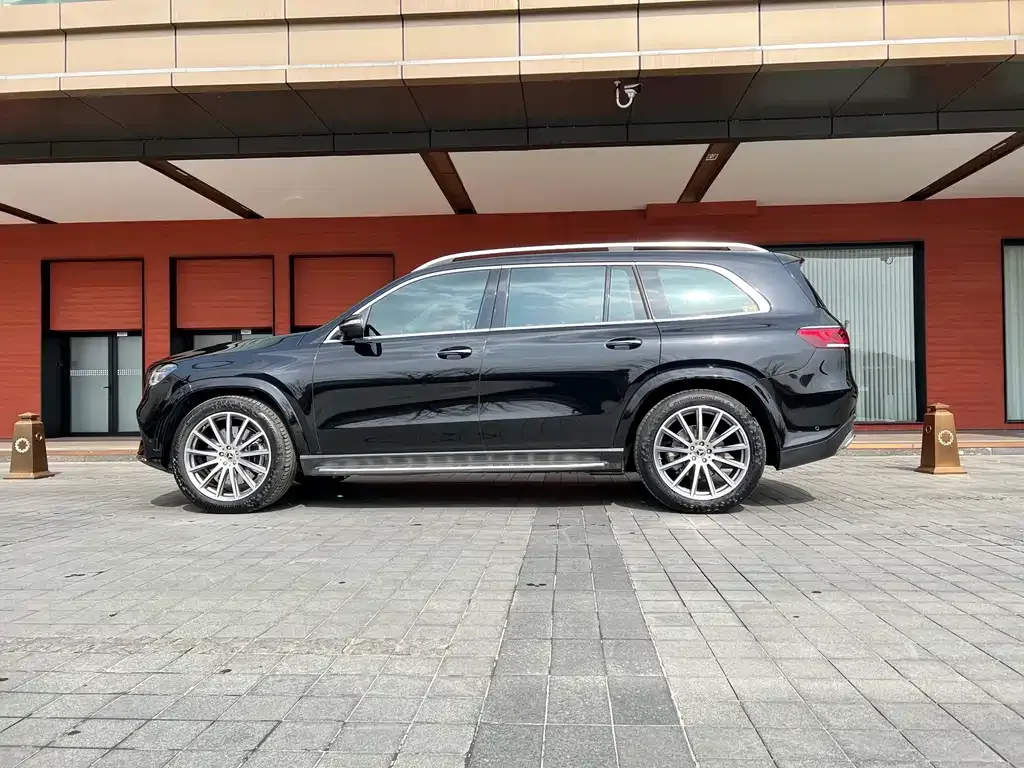 Mercedes-Benz GLS — фото 8