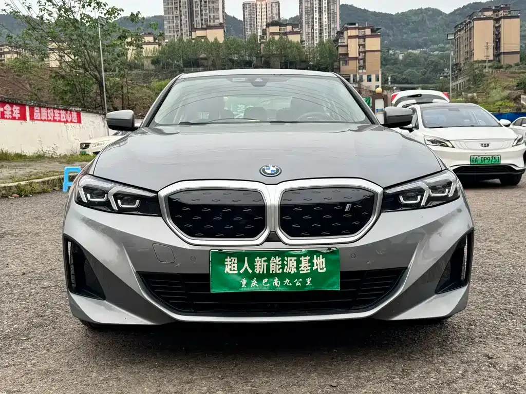 BMW i3 — фото 1