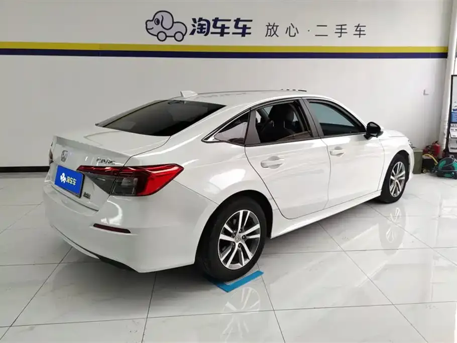 Honda Civic — фото 5