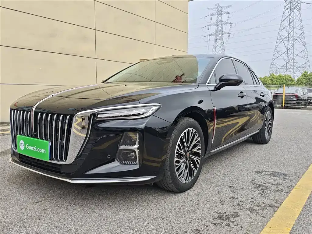 Hongqi H5 — фото 1