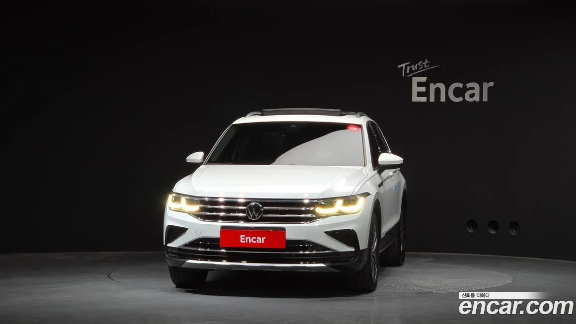 Volkswagen Tiguan — фото 4