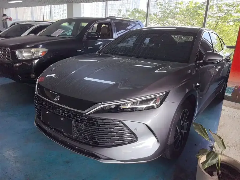 BYD Qin L — фото 1