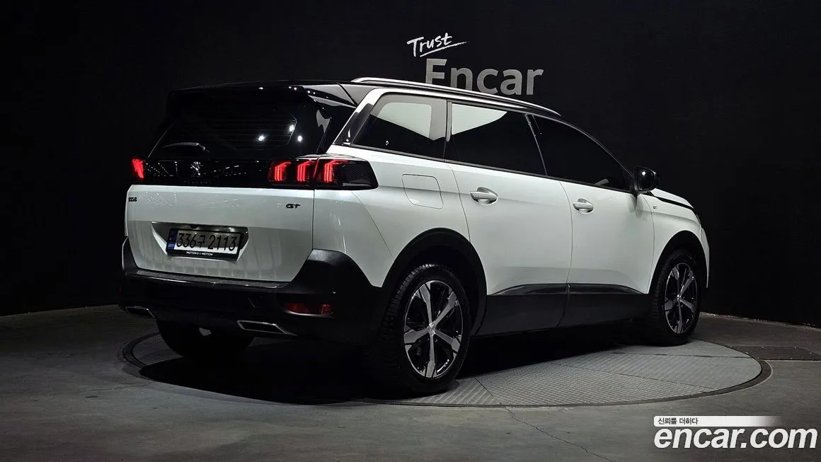 Peugeot 5008 — фото 5