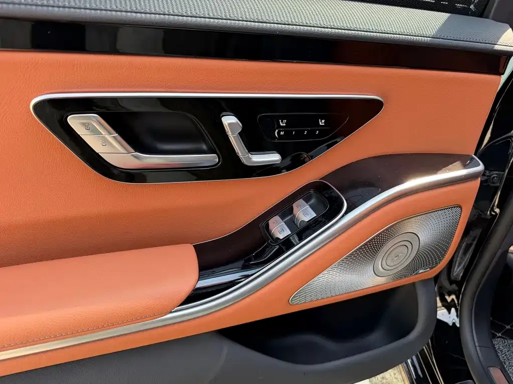 Mercedes-Benz S-Class New Energy — фото 6