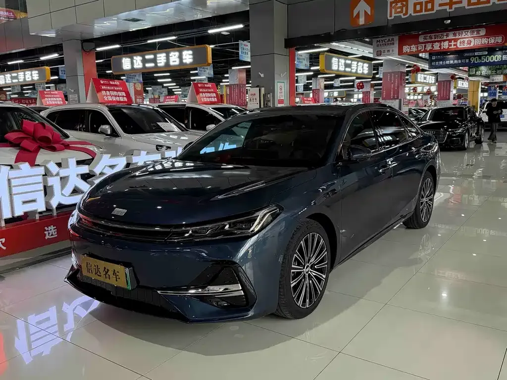 Geely Galaxy A7 — фото 1