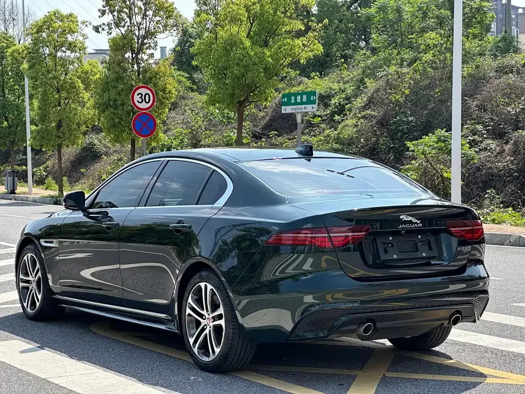 Jaguar XEL — фото 3