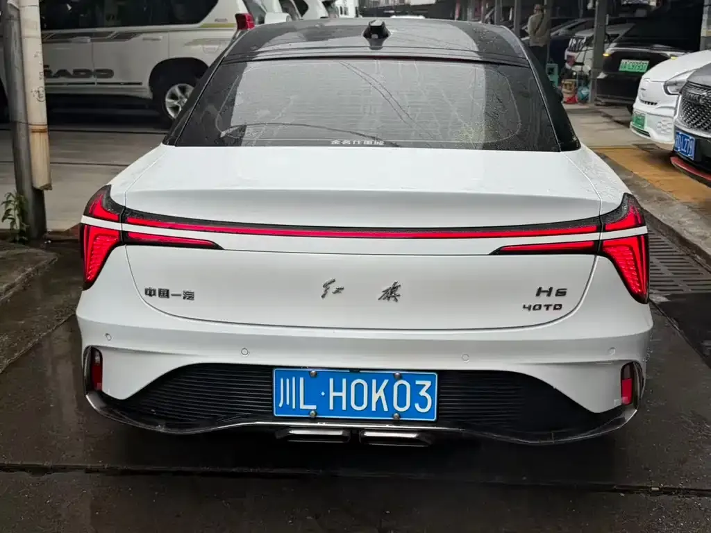 Hongqi H6 — фото 5