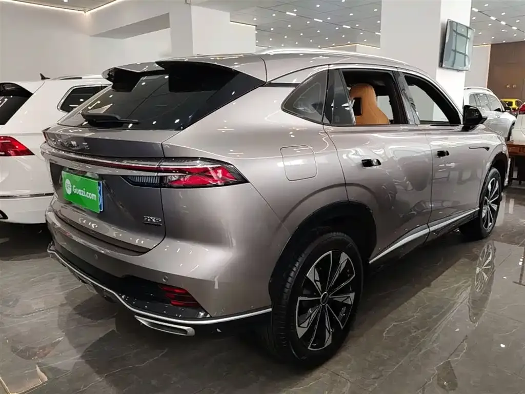 Roewe RX5 — фото 10