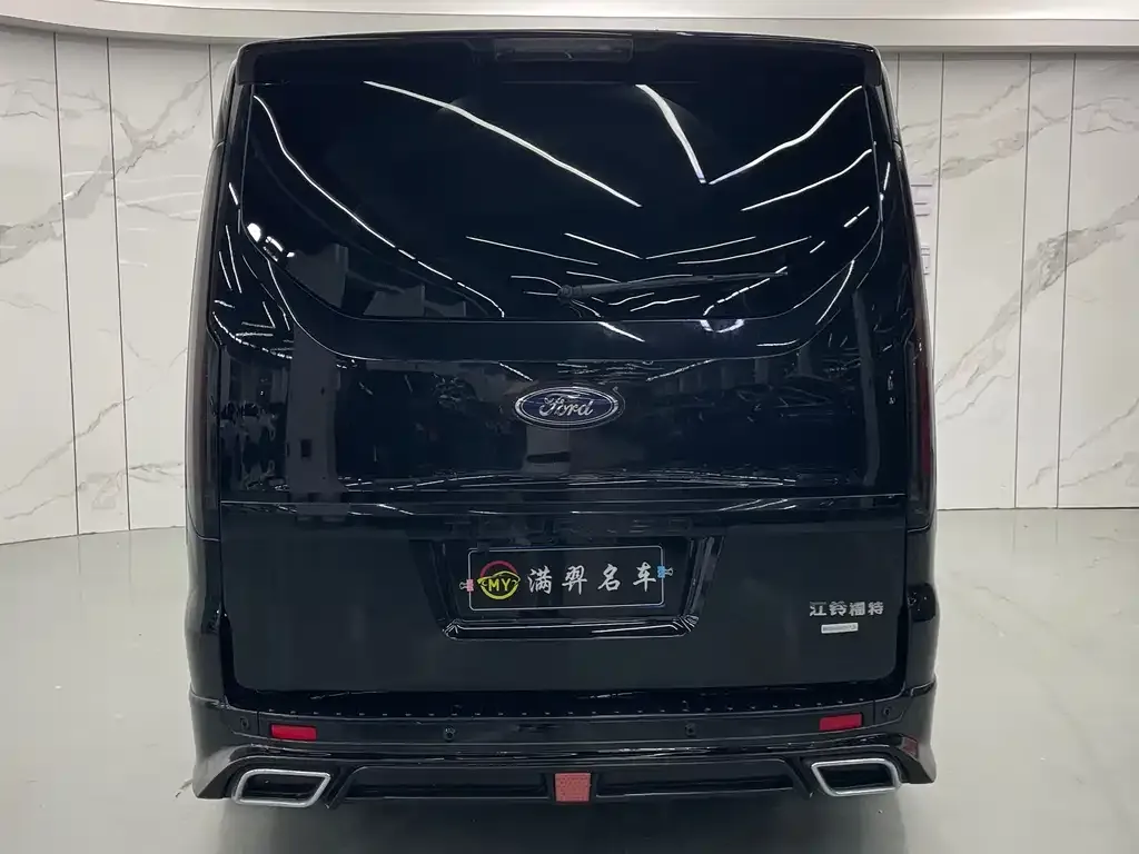 Ford Tourneo — фото 4