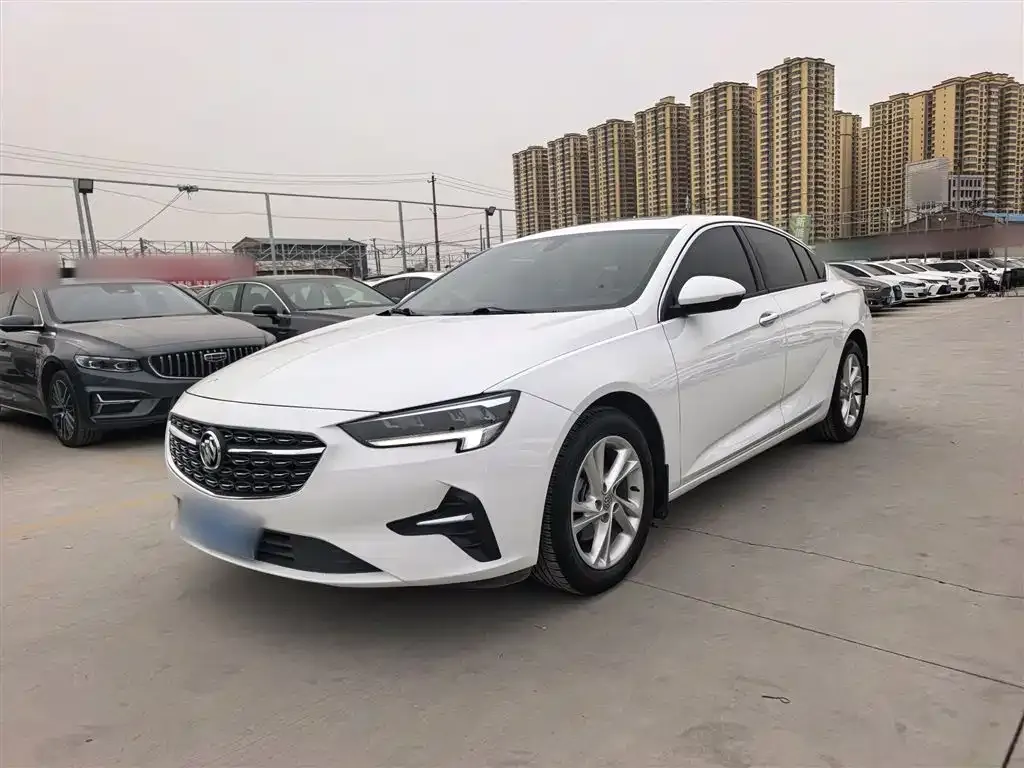 Buick Regal — фото 1